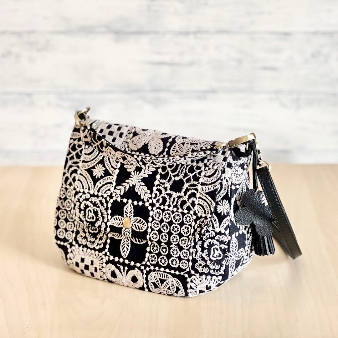 ⭐︎ミナペルホネン コロンとしたショルダーバッグMB602-085