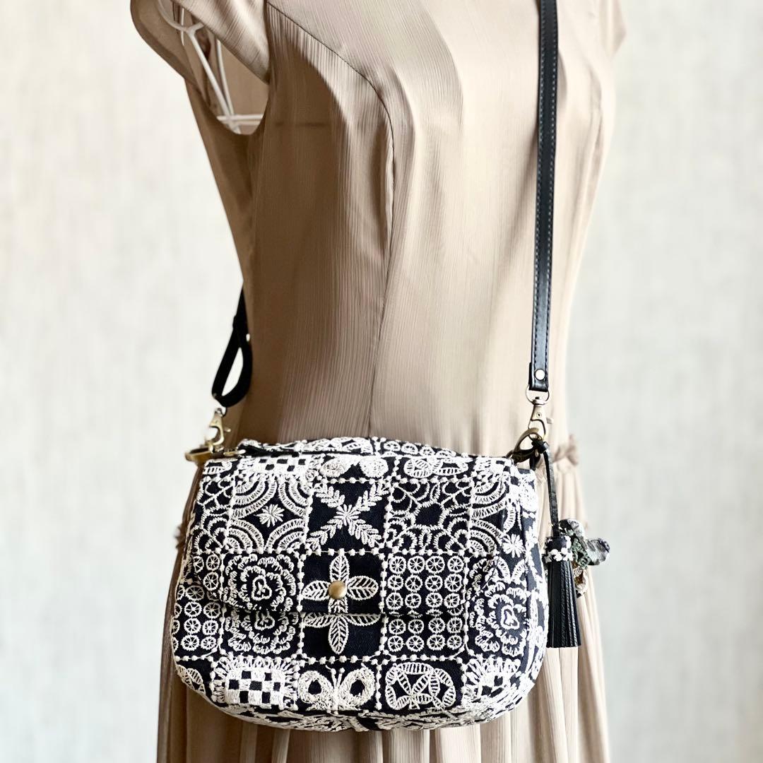 ⭐︎ミナペルホネン コロンとしたショルダーバッグMB602-085