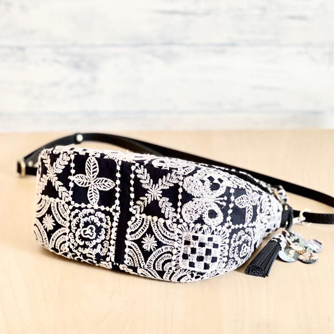 ⭐︎ミナペルホネン コロンとしたショルダーバッグMB602-085