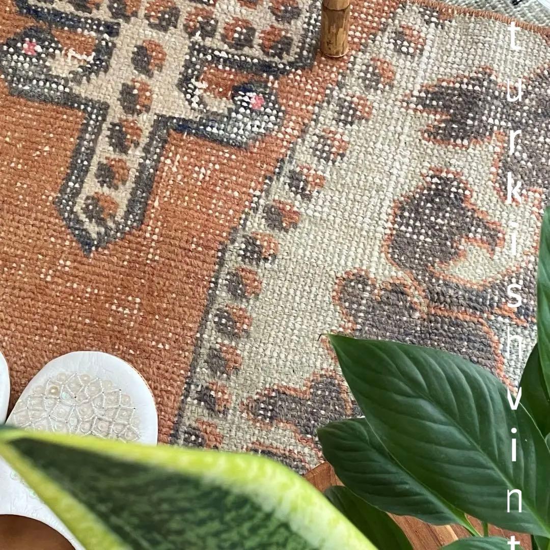 アヴァノス 42×82くすみオレンジ　ブラウニーブラウン　トルコヴィンテージラグ