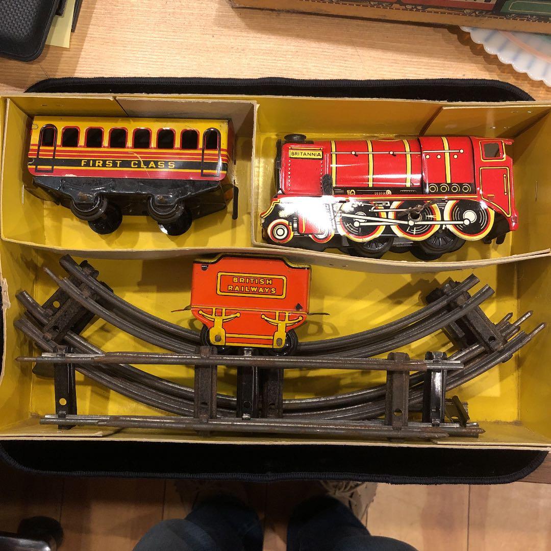 アンティーク　ゼンマイ仕掛けのイギリス製機関車セット