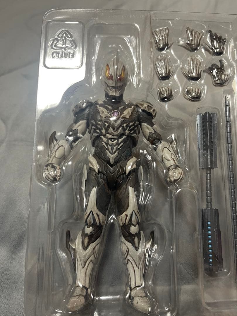 バンダイ S.H.フィギュアーツ ウルトラマン／ゴモラ 他