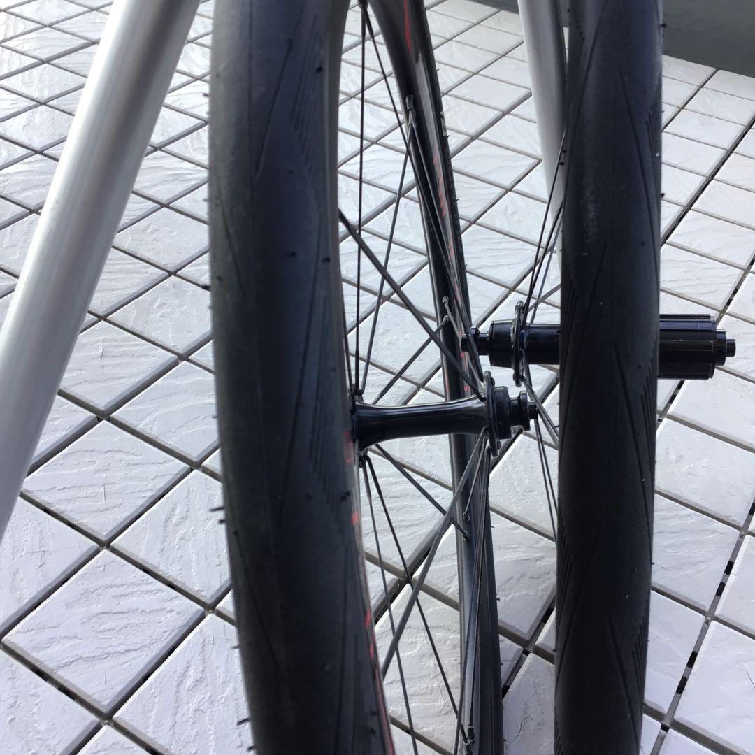 Kinprix Pro クリンチャーホイール