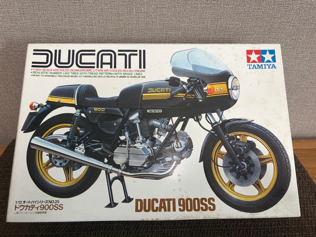 TAMIYA DUCATI 900SS 1/12 プラモデル
