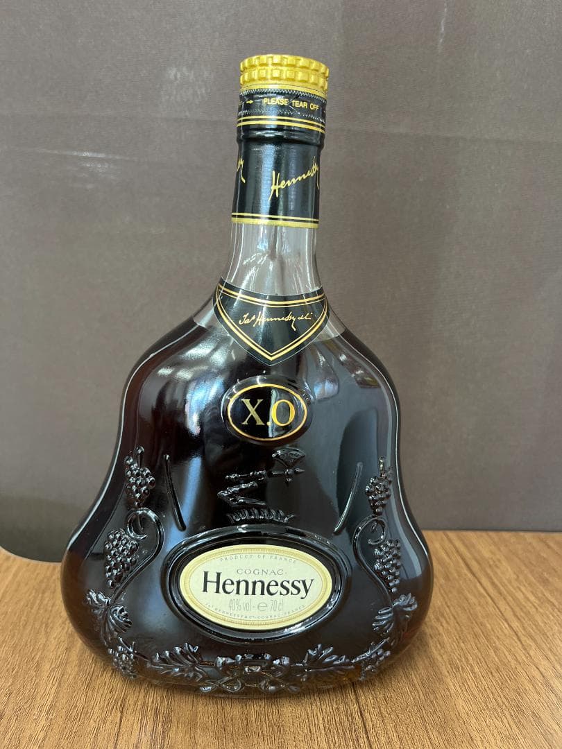 M004 古酒 Hennessy XO 700ml 40% 金キャップ 未開封