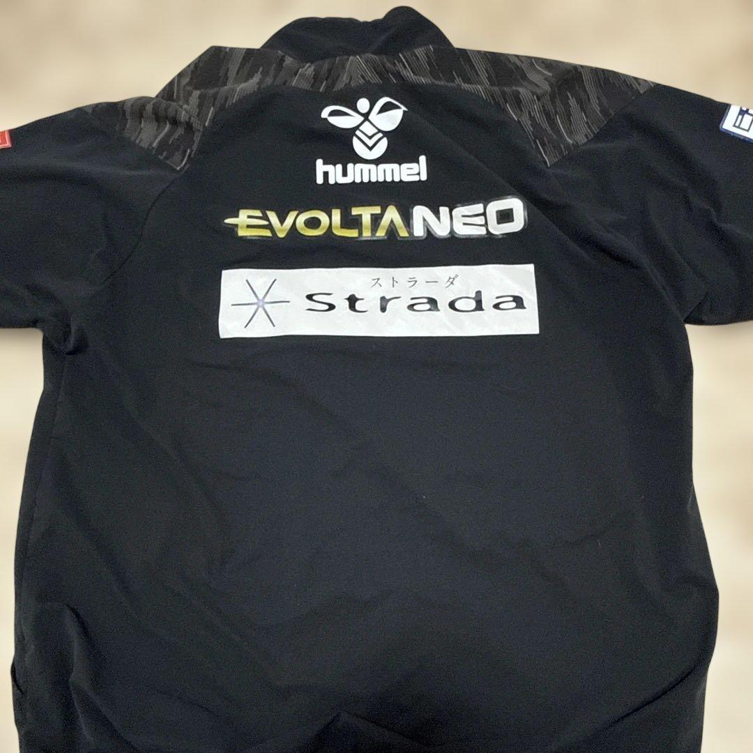 み*り様 ガンバ大阪 支給品 ウォーマーhummel ブラック