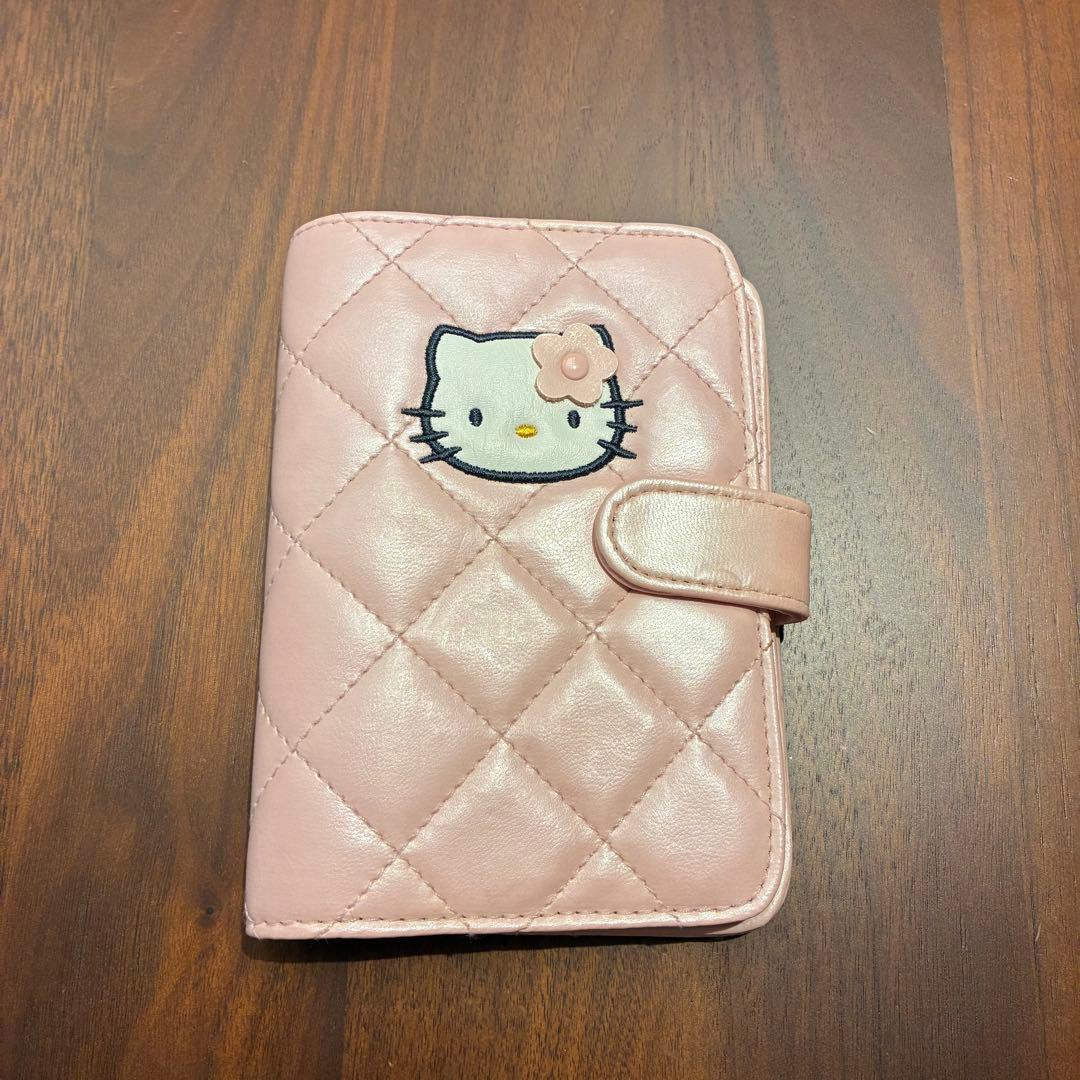 超レア！ハローキティ キルティング手帳型ケース