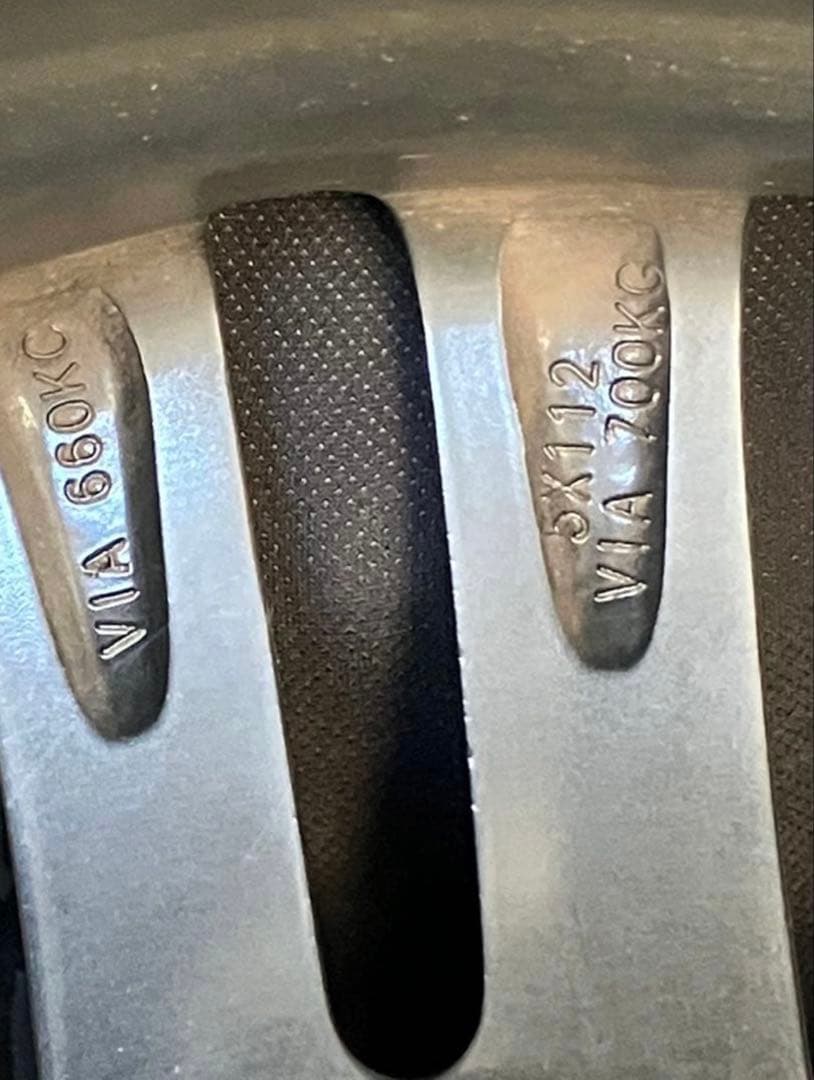 BMWX1 】スタッドレスタイヤホイール4本セット