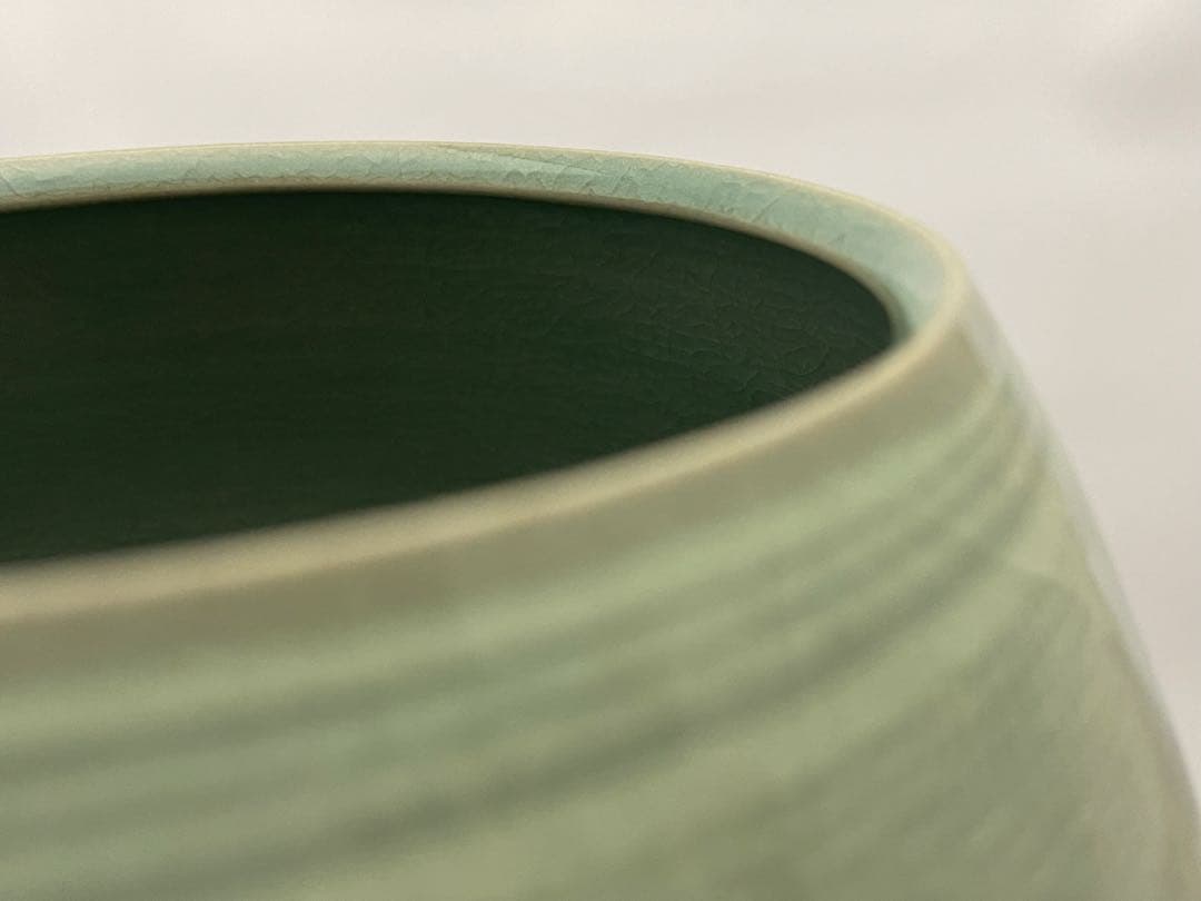 柳　海剛　高麗青磁象嵌印文　水指　茶道具　共箱　在銘