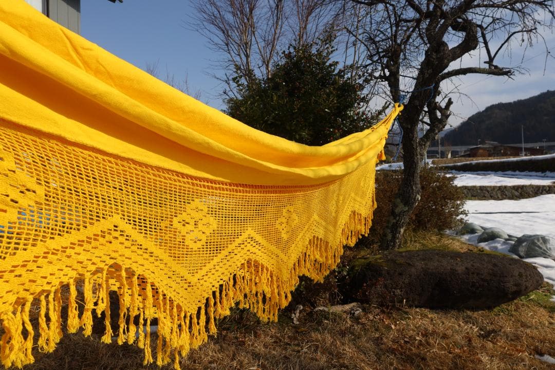 黄色いフリンジ付きハンモック　ブラジル式