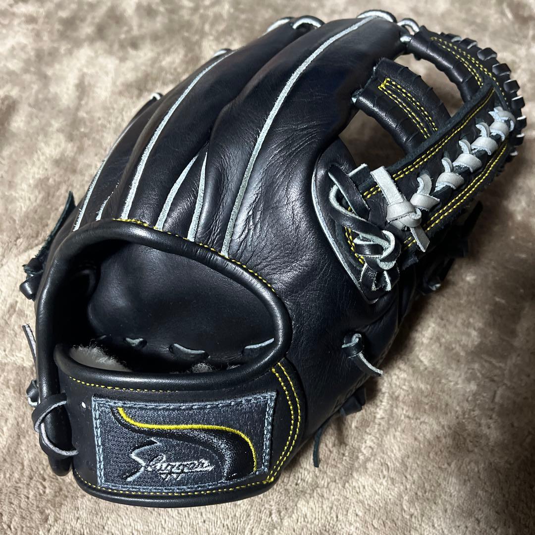 軟式　スラッガー　SR1 カスタム　黒×グレー　内野手用