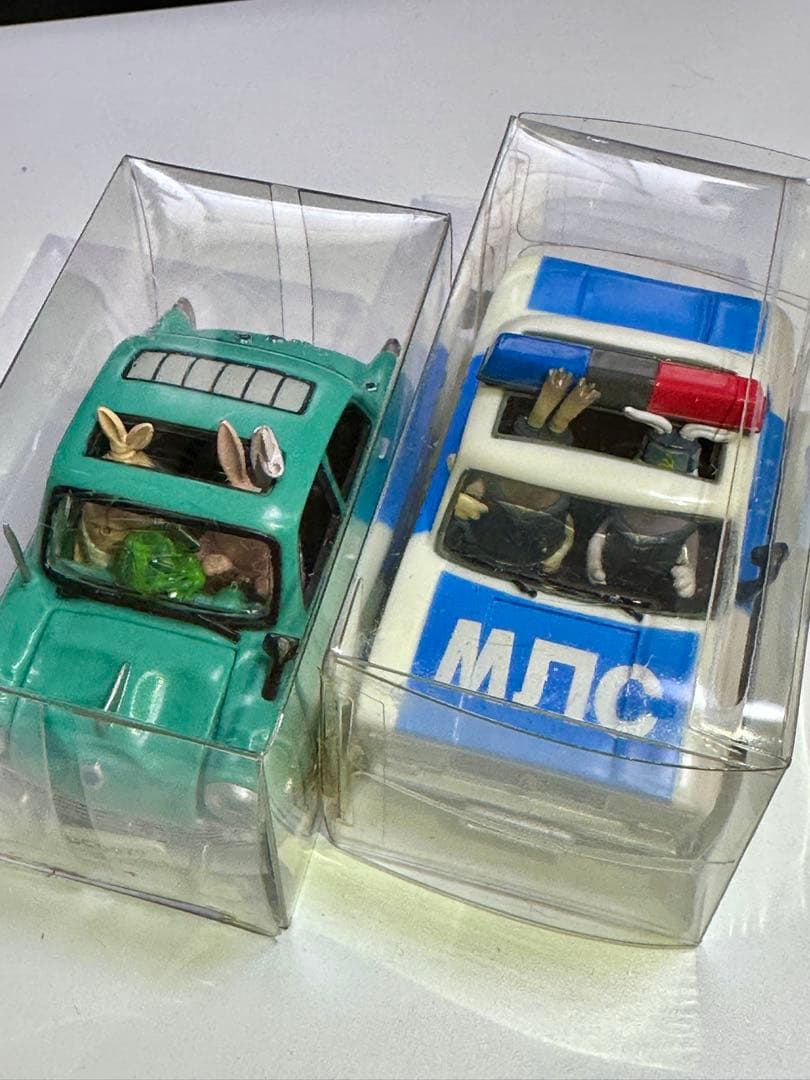 ウサビッチ プルバックカー トイ2台セット　新品