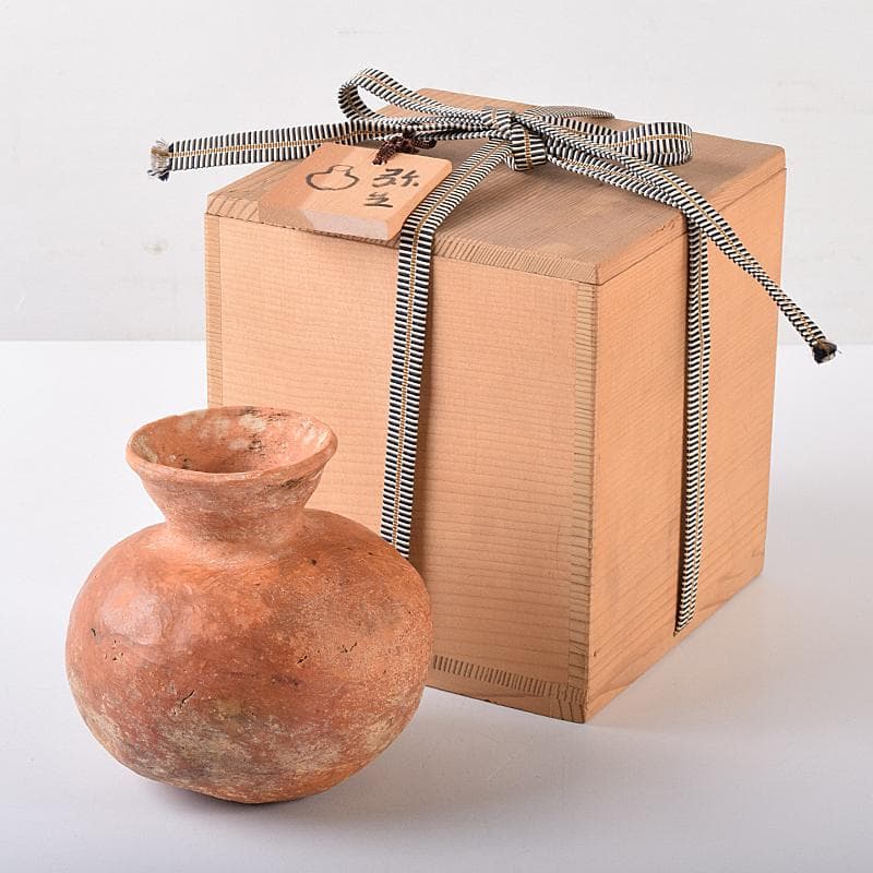 弥生式土器　小壷　時代箱付　V　R7986