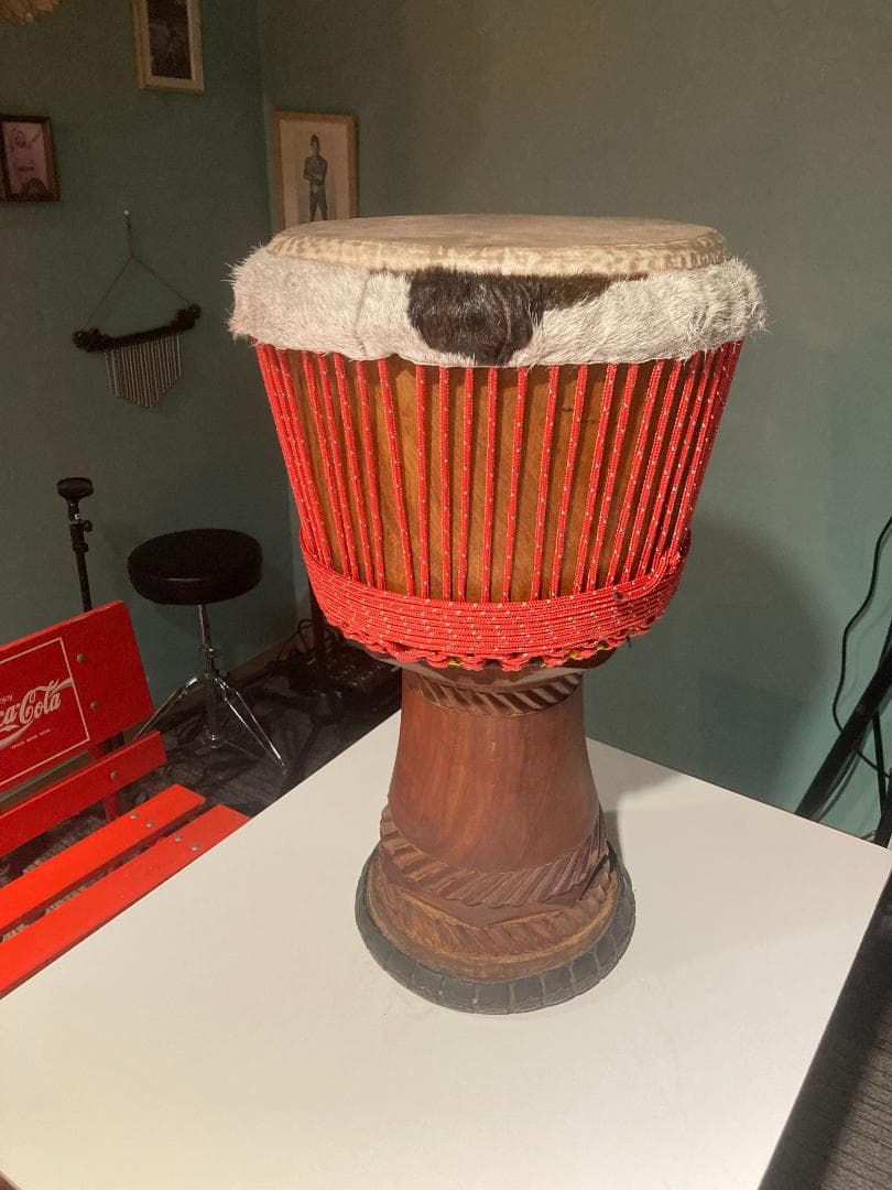 ジェンベ、ジャンベ、Djembe,ジンベ、ギニア製　アカジョ胴材