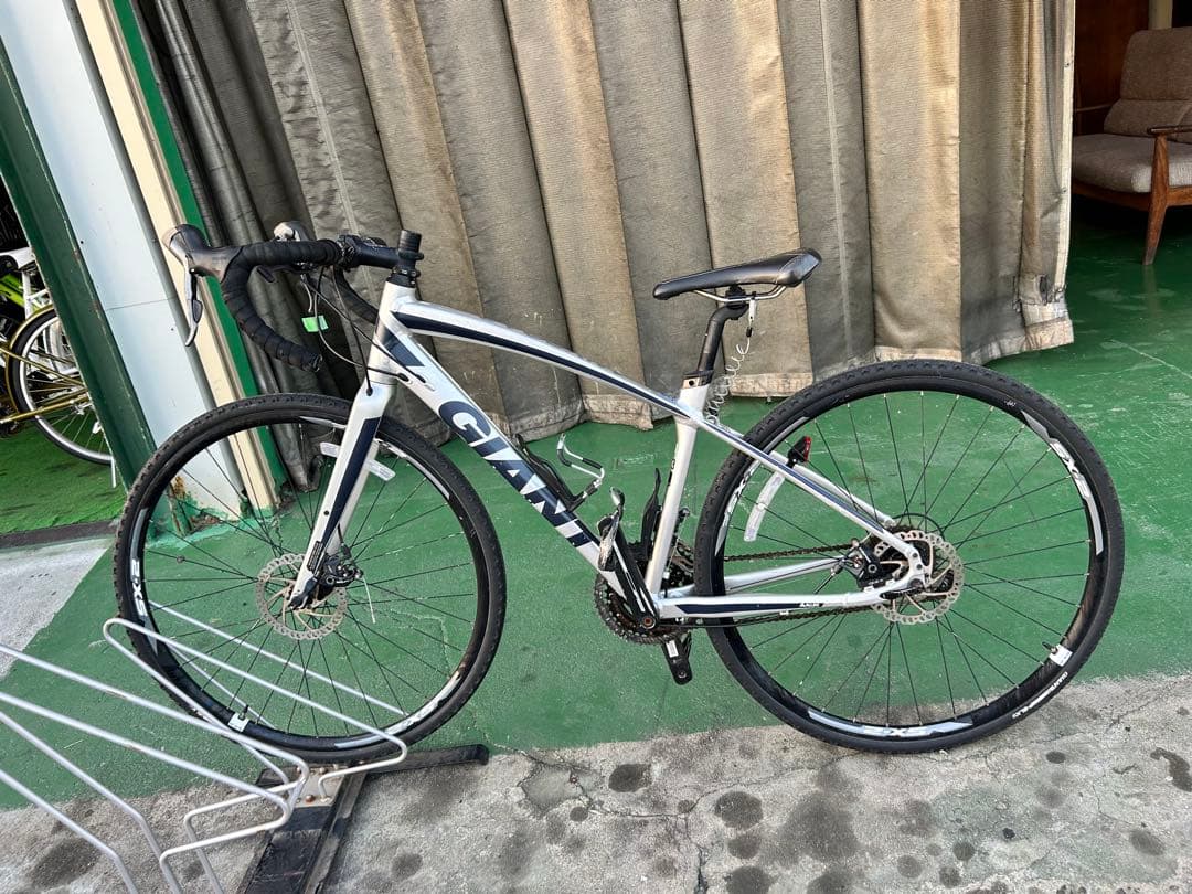 No.555 GIANT エニーロード ANYROAD 3 整備済み24速