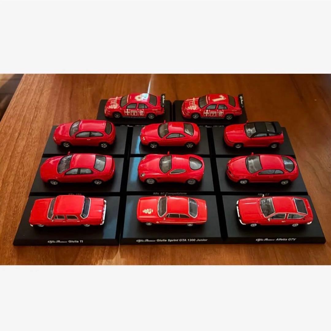 京商 1/64 ミニカーAlfa Romeo レッド 11体まとめ売り