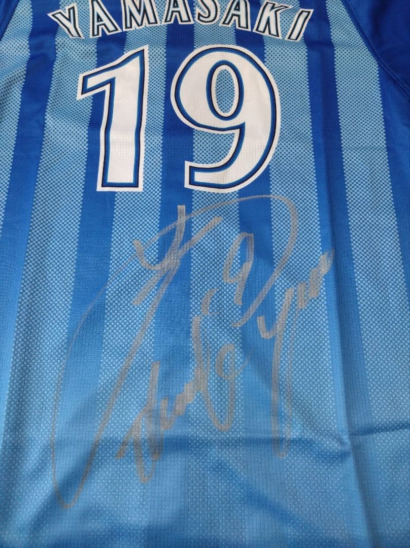 横浜DeNAベイスターズ ♯19　山﨑選手 サイン入り ユニフォーム L