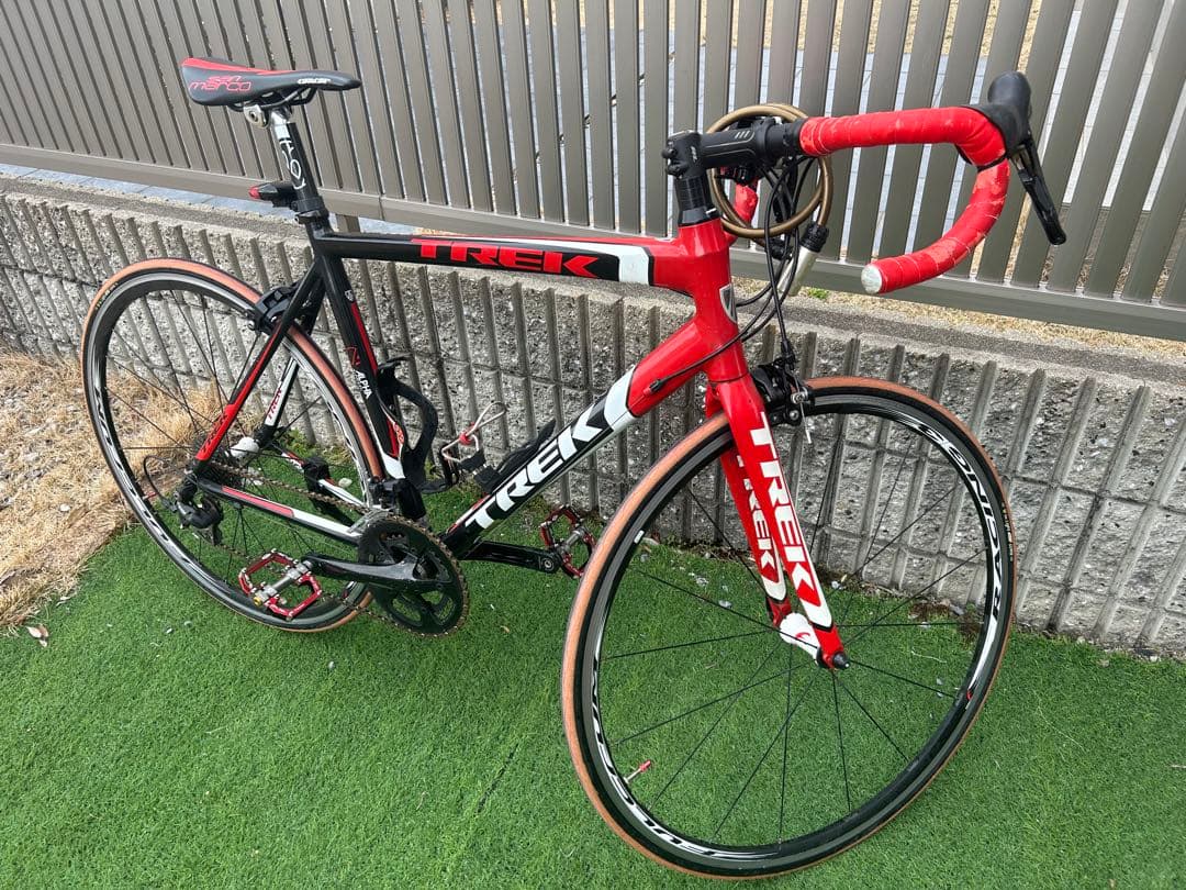 2.1 Trek Red/Black ロードバイク 中古