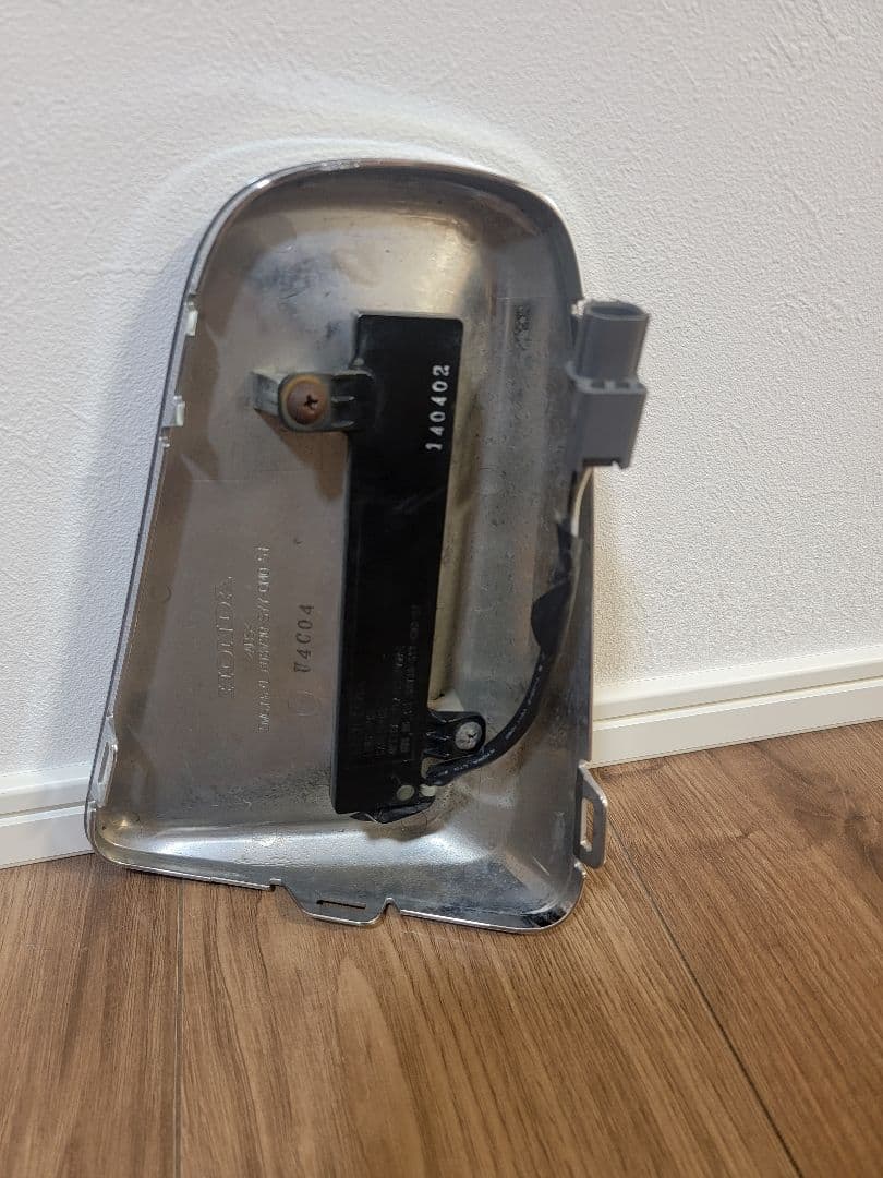 ホンダフリード Honda Freed LEDクロームガーニッシュ、青色LED