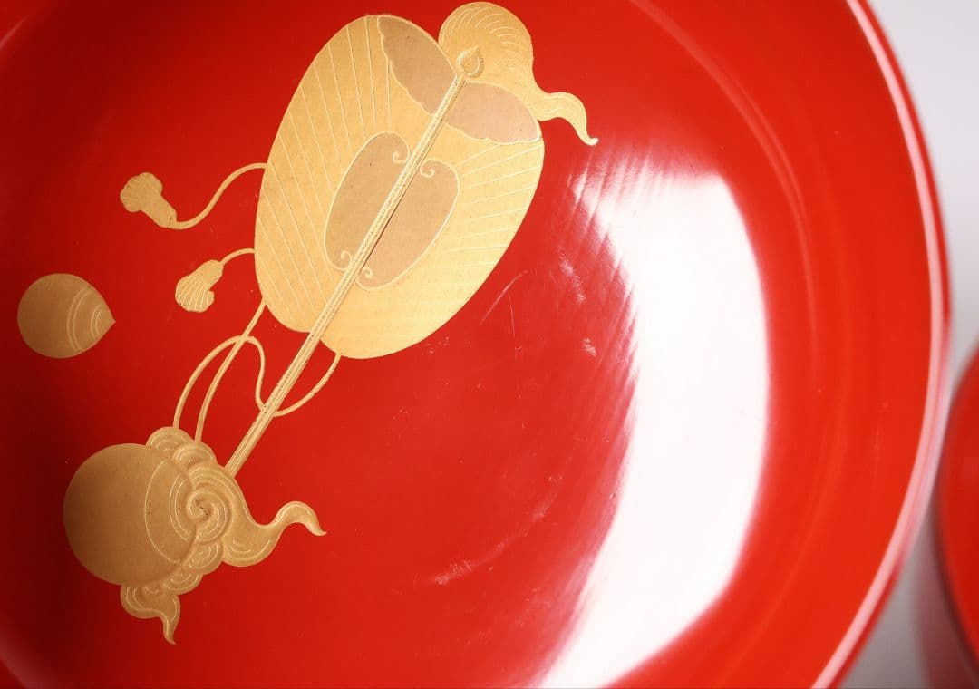 【MB36】輪島塗 宝尽くし金蒔絵 朱塗椀 三客 小槌 軍配 霊芝 木製漆器