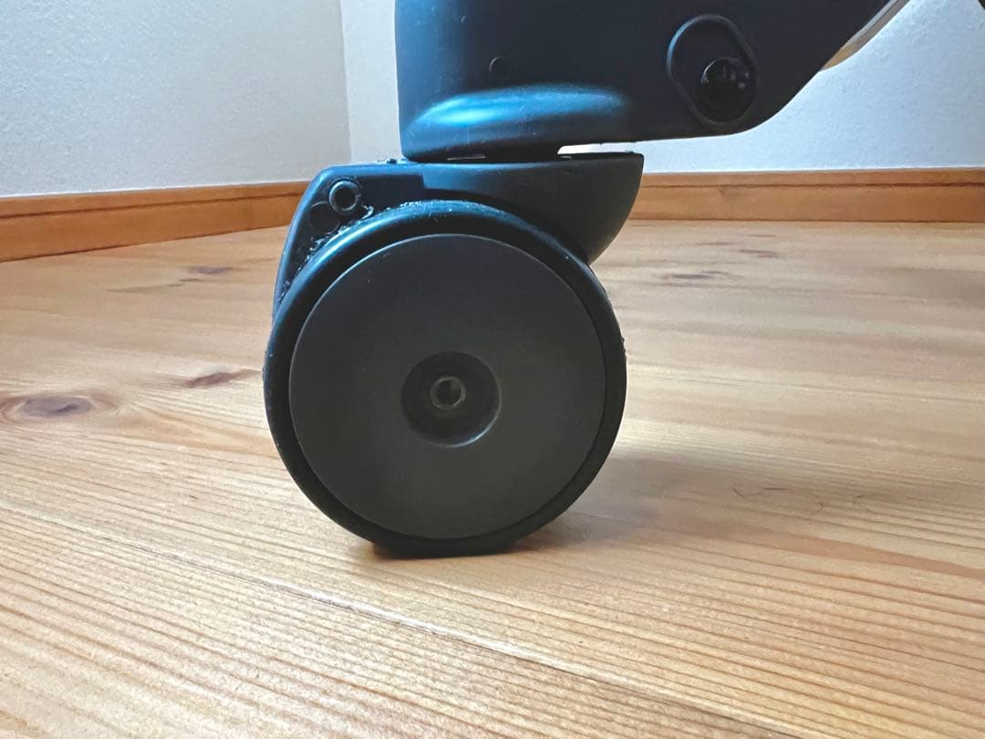 COMBI コンビ 電動ハイローチェア ホワイトレーベル ネム　ミンティーブルー