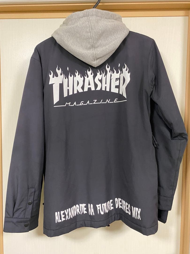 【みーたい  ＊】 THRASHER フード付きウェア 黒