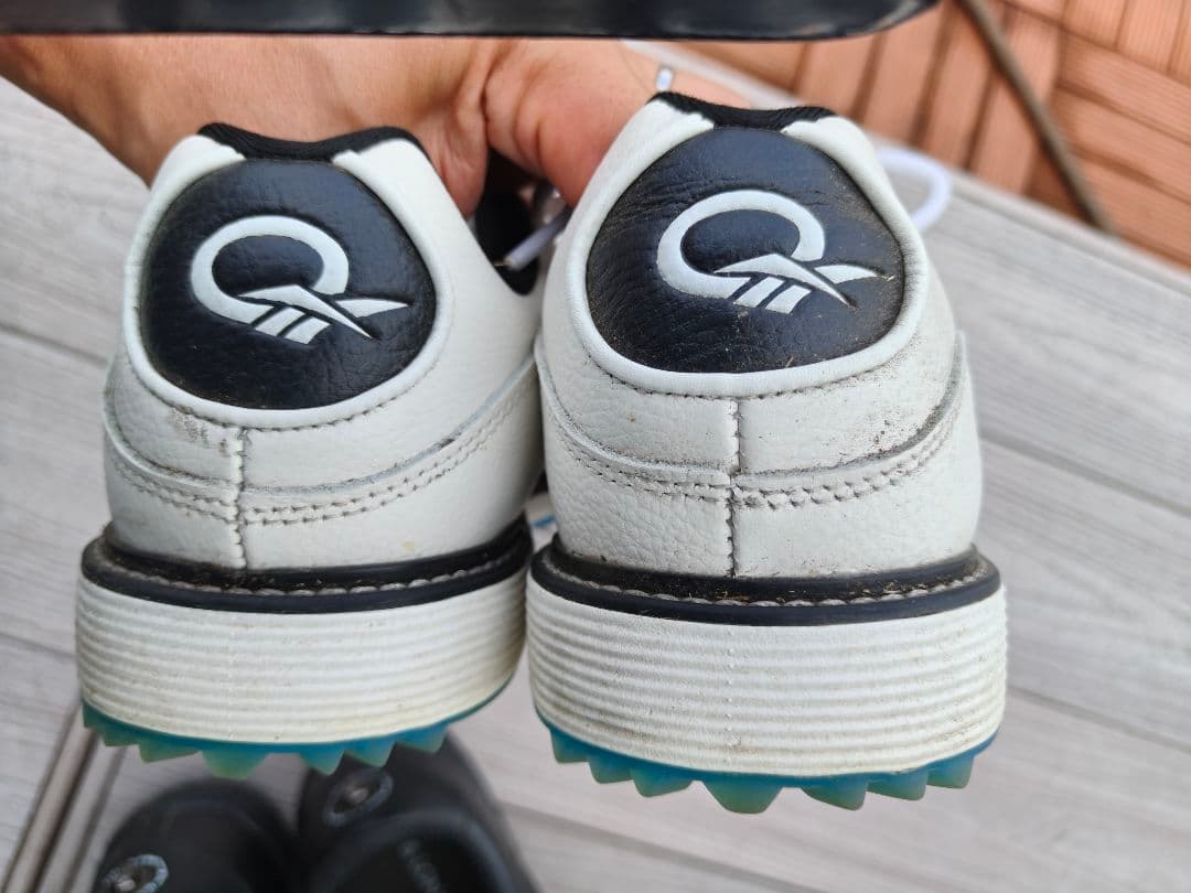 2足セット　中古　ゴルフシューズ　各2～3度利用　MARK & LONA他