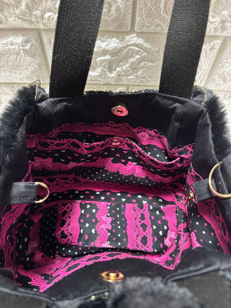 黒*こ様 コヤンイサムチョン　ハンドメイド　ファーバッグ　黒　サンダーちゃん　ツ