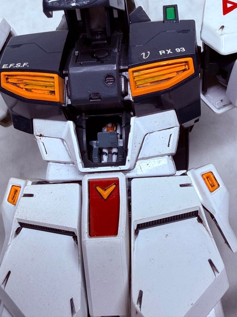 MG(マスターグレード) ガンプラ/RX-93：ニューガンダム/塗装済み完成品