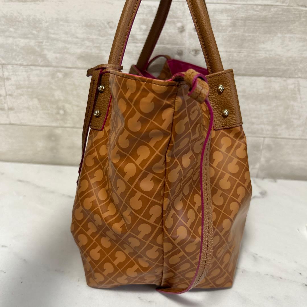 美品　GHERARDINI レザートートバッグ ブラウン　ピンク　リバーシブル