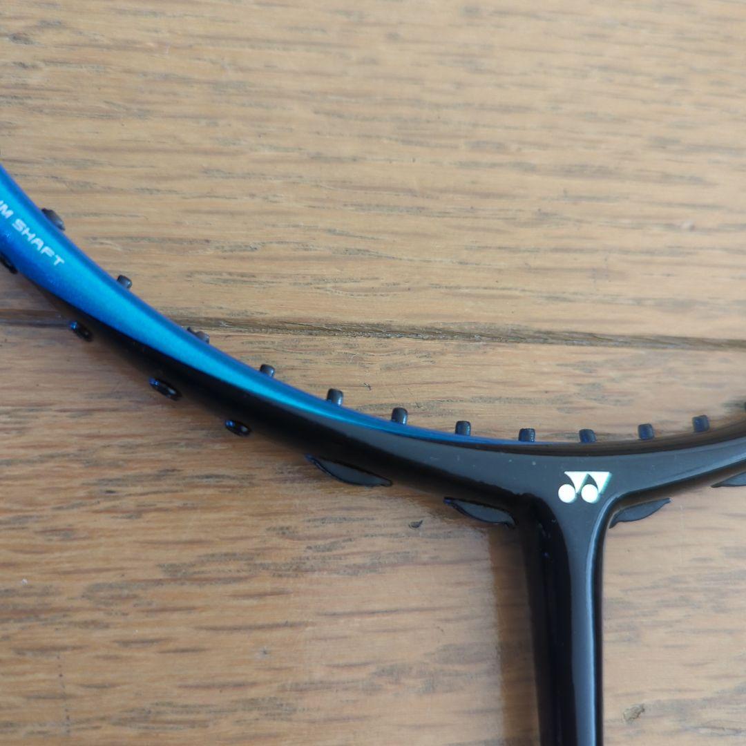 ヨネックス　アストロクス77　ラケット　中古品