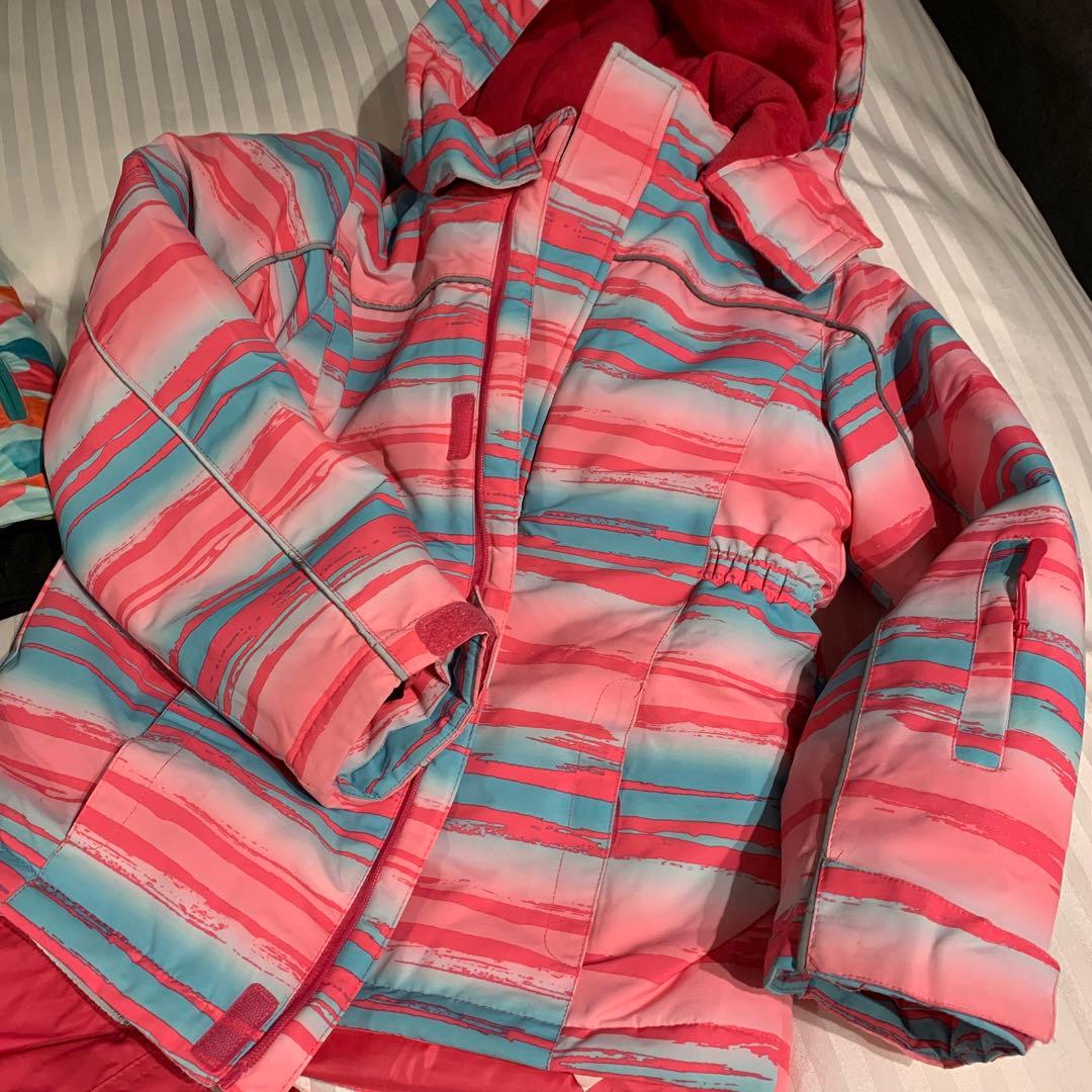 美品一度のみ⭐︎2着まとめ⭐︎140.146双子　スキーウェア　スノーウェア　キッズ