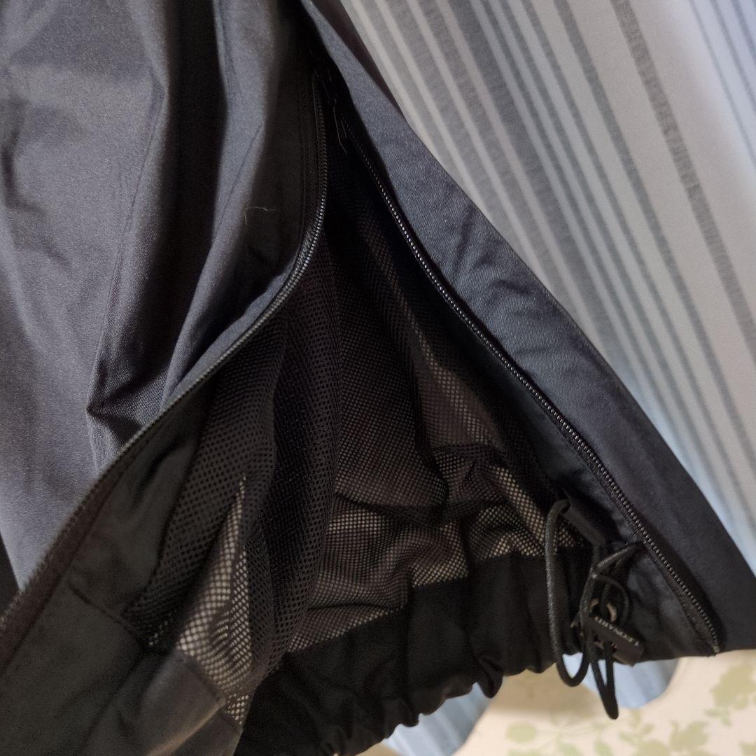 レオナールスポーツ　レインコート 上下　ブラック