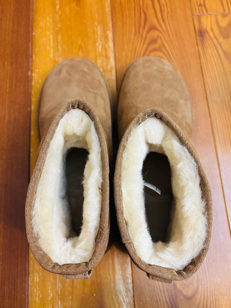 UGG クラシックミニ　ブーツ　 Chestnut W7