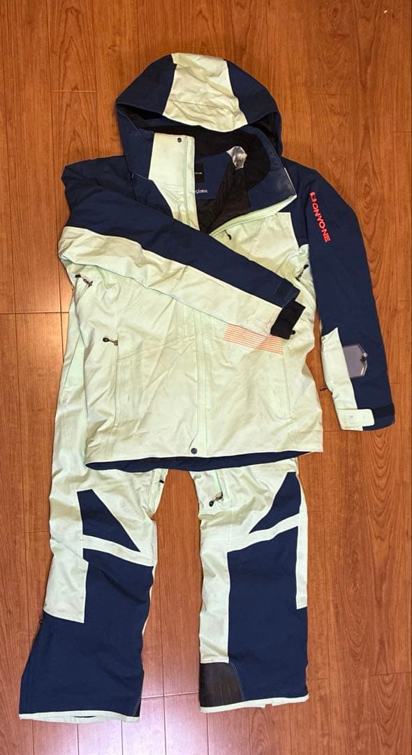 ONYONE スキーウェア ネイビー/ライトグリーン