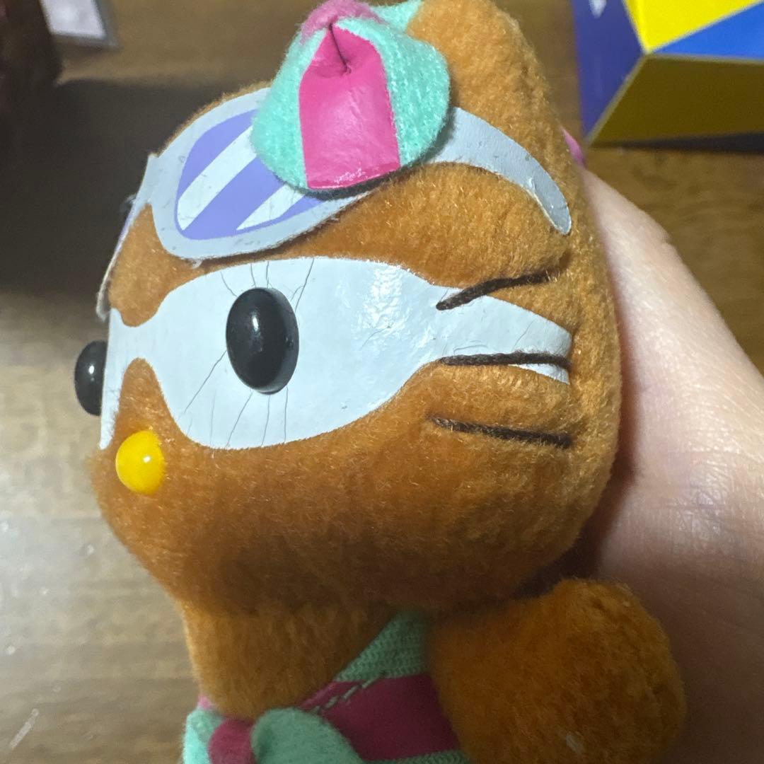 激レア 日焼けキティ ぬいぐるみストラップ トロピカルバカンスドール 2008