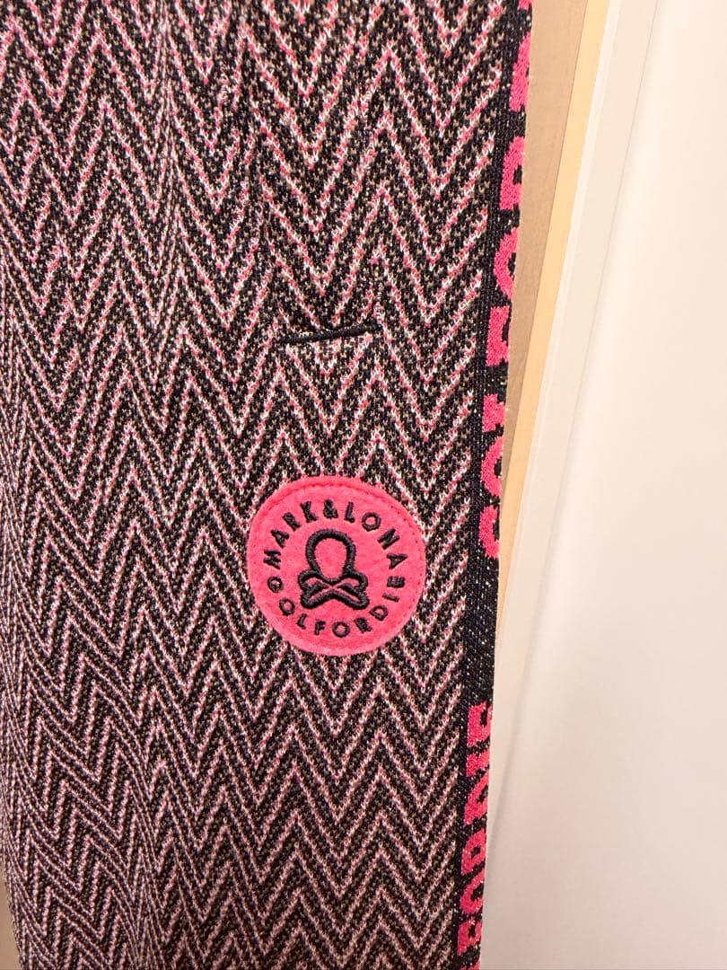 【美脚見せ】MARK&LONA ピンクパンツ ４４M