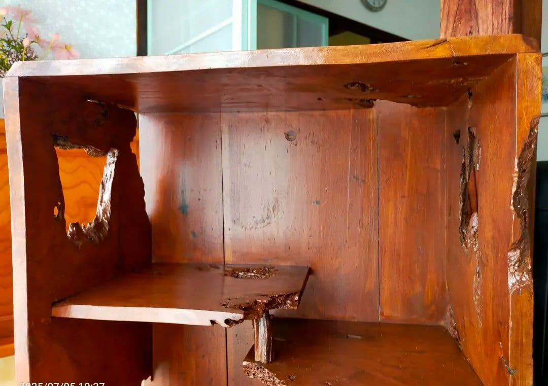 値下げしました! アンティーク家具 荒々しさが、魅力の 木製家具 引き出し付き