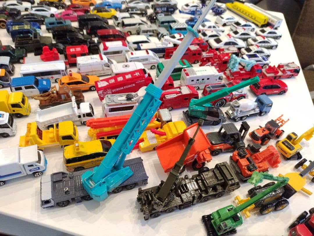 トミカなど【１５４品】まとめ売り