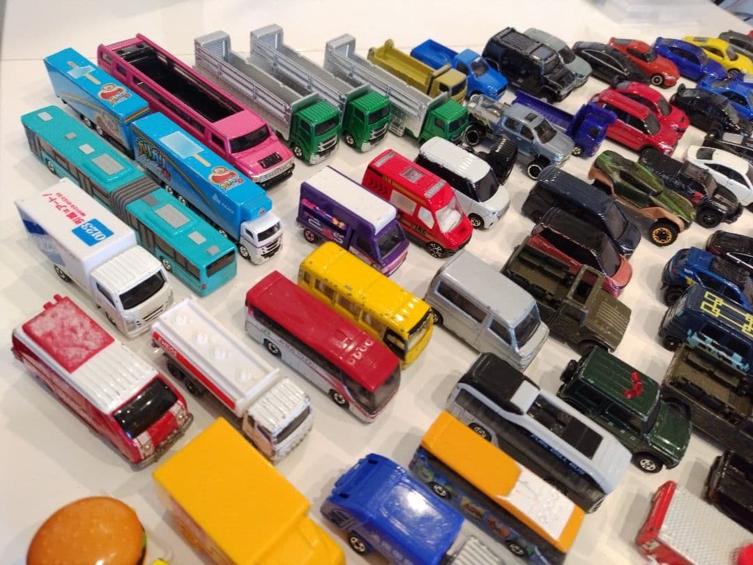 トミカなど【１５４品】まとめ売り