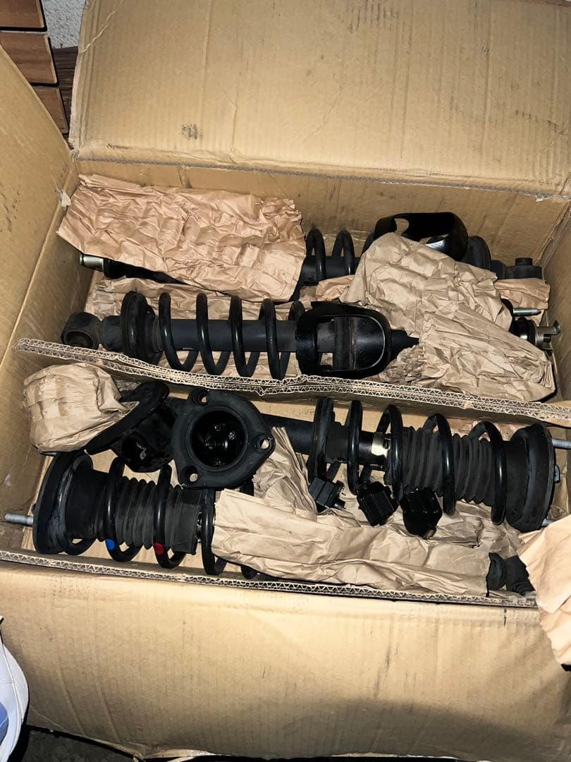 200系クラウンアスリート後期純正サスペンション部品セット （中古）