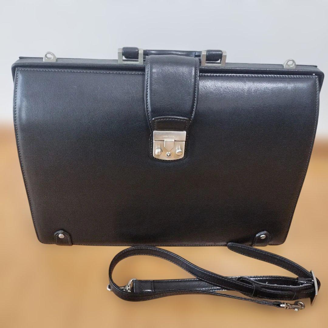 ブラックレザー ビジネスバッグ　ドクターバッグ　　ミラショーン　メンズ