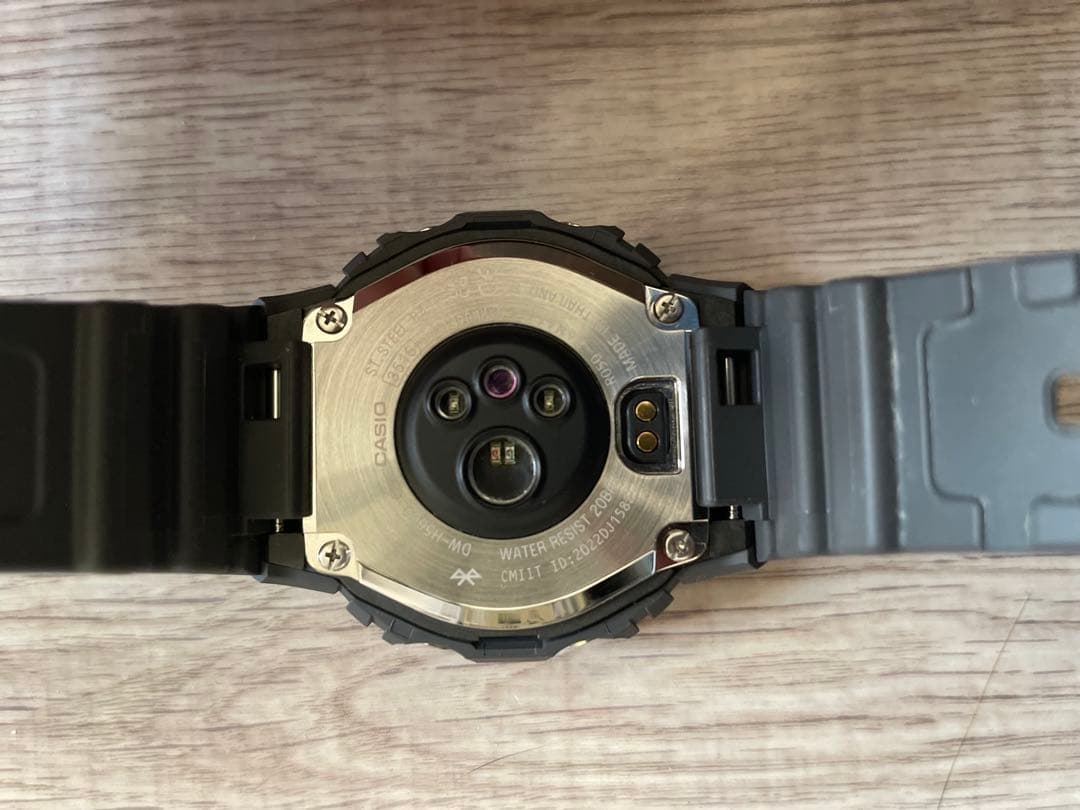 【美品】G-SHOCK CASIO デジタル腕時計 DW-H5600MB-8JR