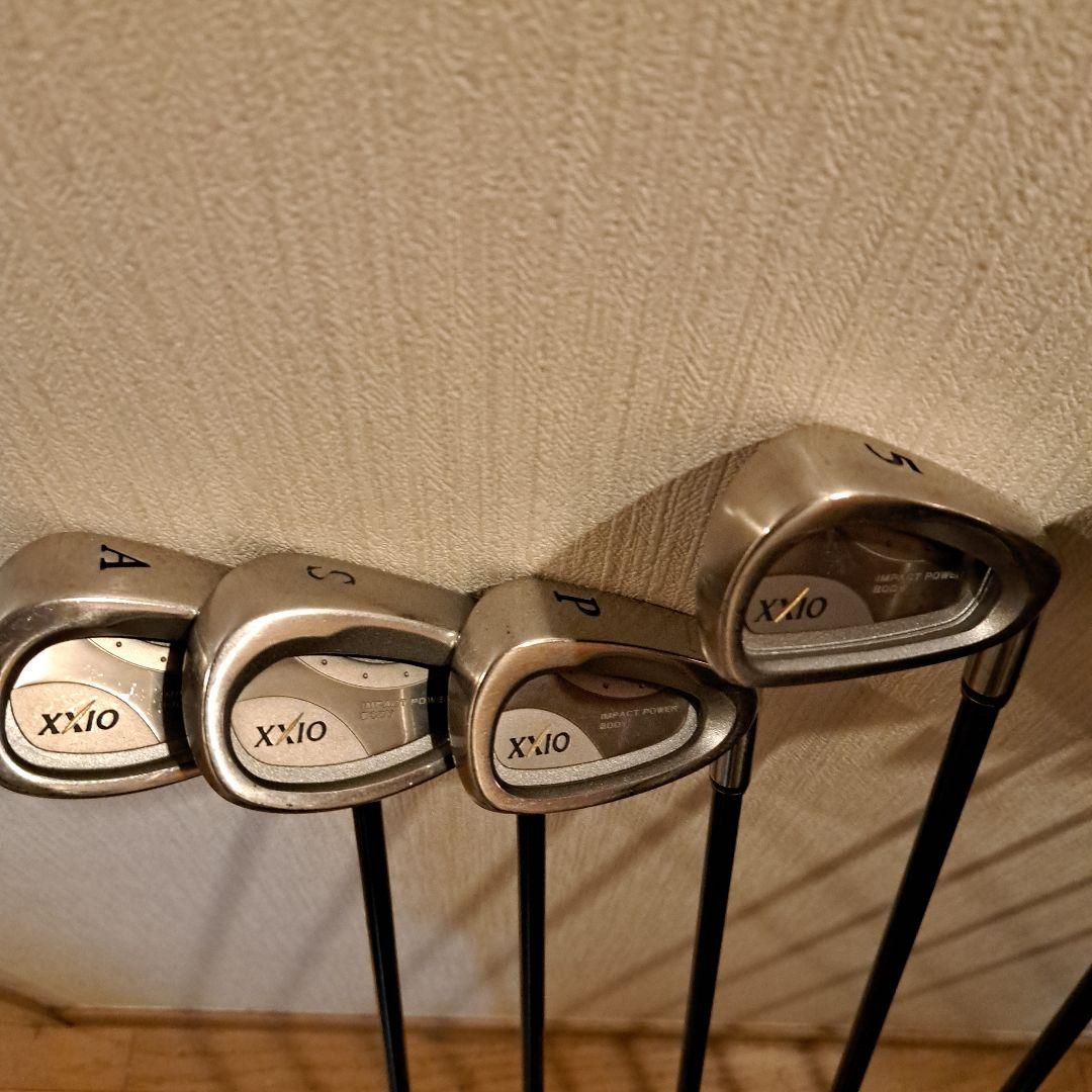 ゼクシオ　XXIOゴルフクラブセット　MIZUNOバッグ付き