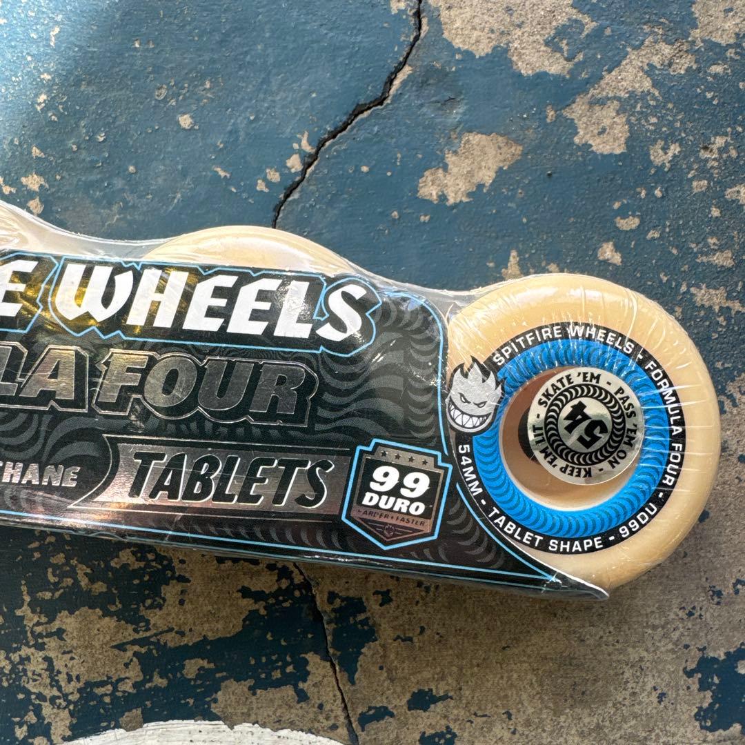 Spitfireスピットファイアフォーマル4タブレット54mm99a定価9130