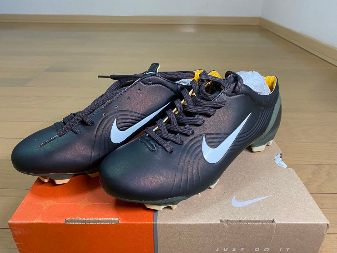 【新品、未使用】NIKE MERCURIAL VAPOR F.G. サッカー