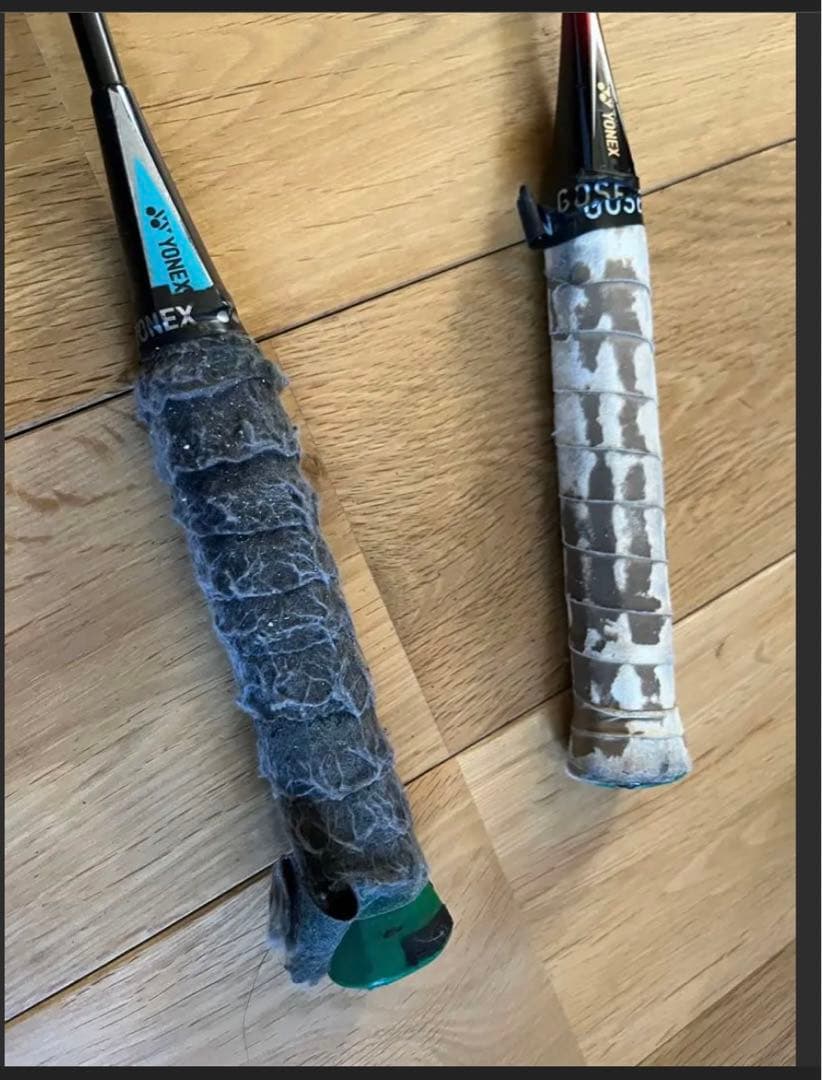 バドミントンラケット右4本セットヨネックス