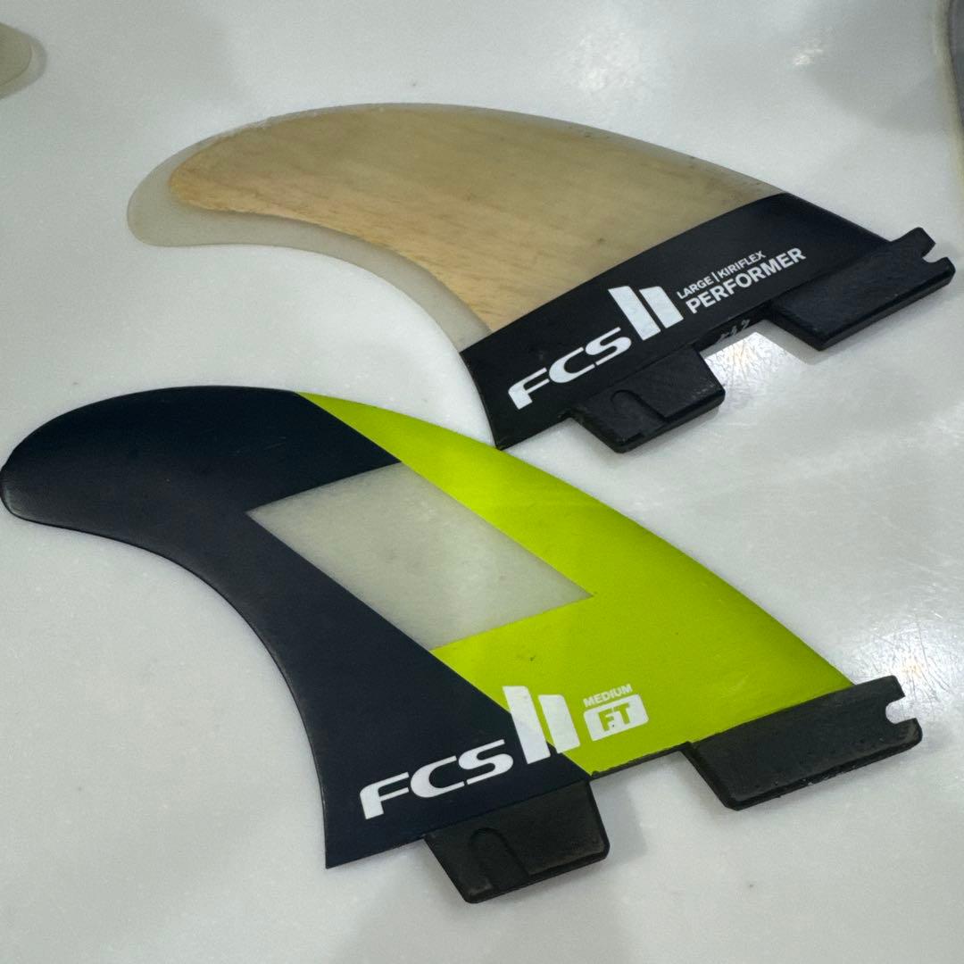 FCS II サーフボードフィンセット