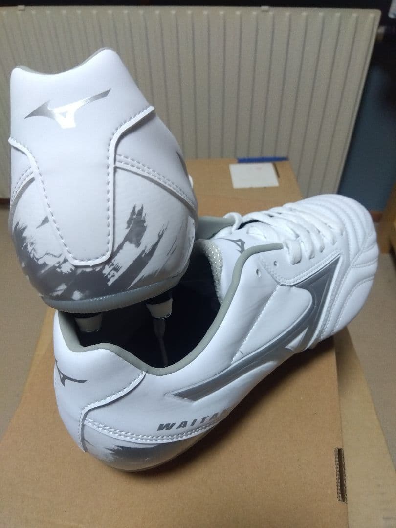 ラグビースパイク／26.5／白×シルバー／R1GA230003／新品・未使用品