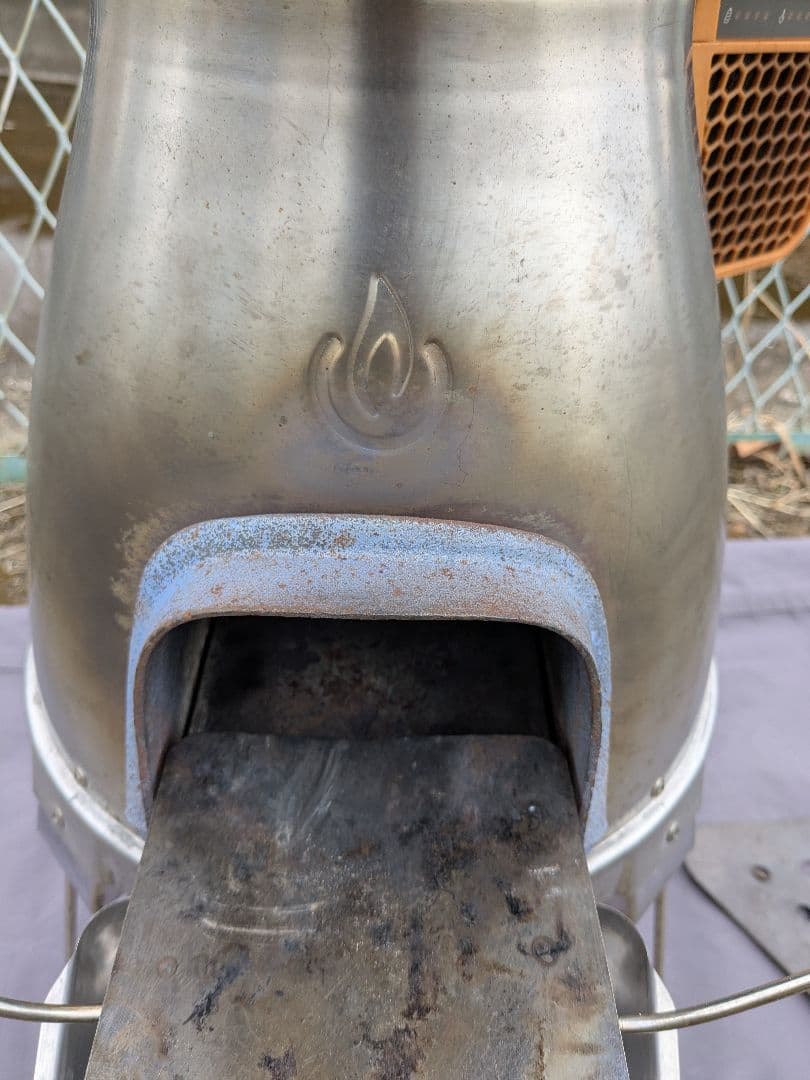 訳あり　BioLite（バイオライト）　ベースキャンプ　焚き火台　調理台